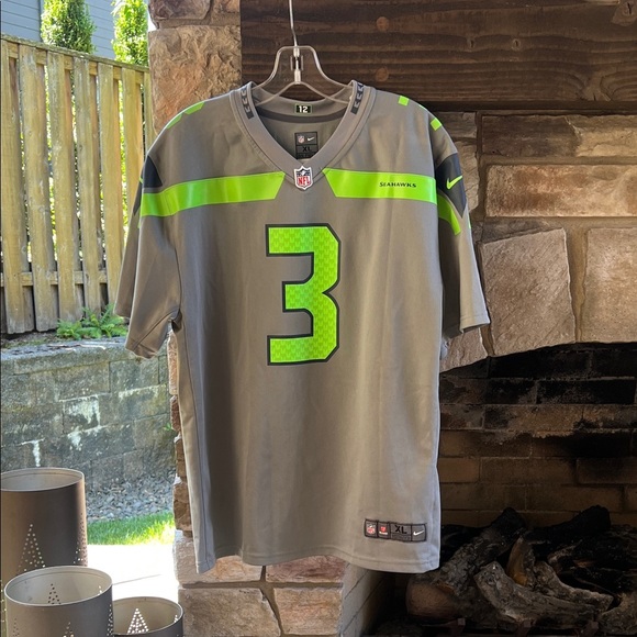 Nike Other - Kid’s Nike Gray and Neon Green Wilson Jersey XL